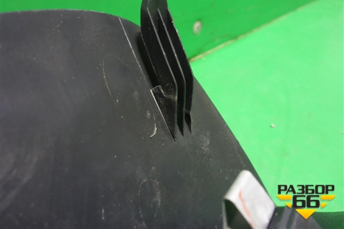 Обшивка багажника на заднюю панель (5JA863485B) для Skoda Rapid с 2013г (Рапид)