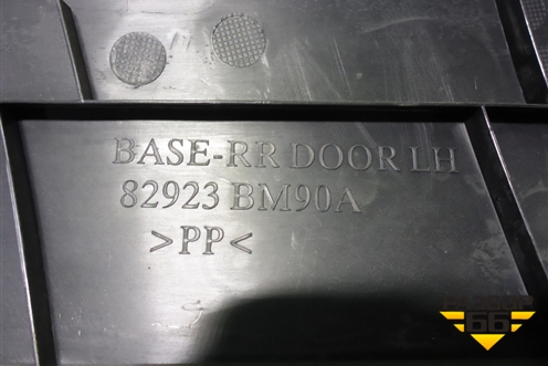 Обшивка двери задней левой под электрику (82923BM90A) для Nissan Qashqai (J11E) с 2013г (Кашкай)