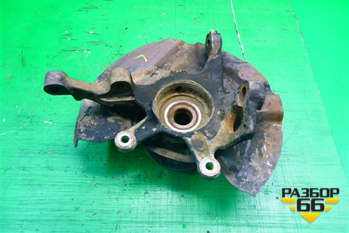 Кулак поворотный передний левый (3.6л 368DT АКПП) для Land Rover Range Rover 3 с 2002-2012г (Вог)