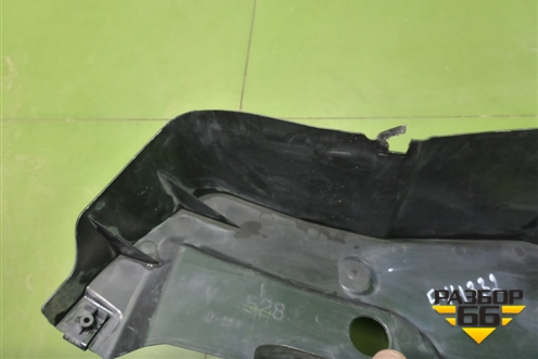 Пыльник заднего бампера левый (5872460080) для Lexus LX-570 с 2015г (ЛХ)