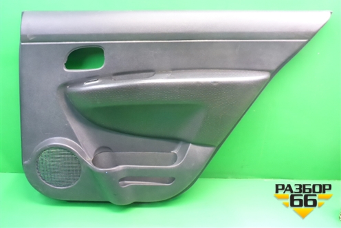 Обшивка двери задней правой под электрику для Kia Carens с 2006-2012г (Каренс 2)