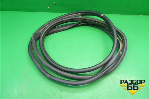 Уплотнитель двери (задний правый на кузов) для Kia Carens с 2006-2012г (Каренс 2)