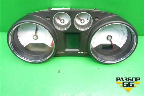 Щиток приборов МКПП (9804172680) для Peugeot 408 с 2012г