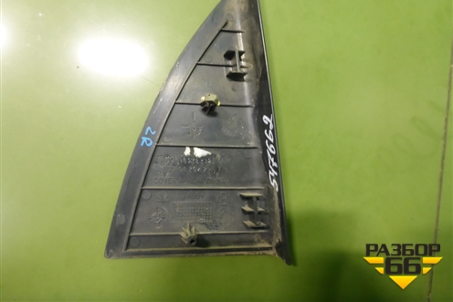 Накладка двери задней правой (уголок) (96238372) для Chevrolet Lanos с 2004г (Ланос)