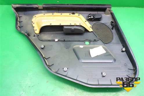 Обшивка двери задней правой под механику для Ford Fusion с 2002г (Фьюжн)