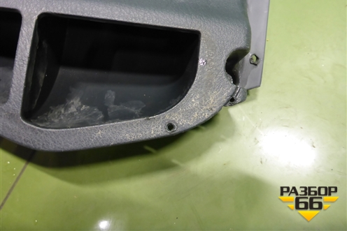 Накладка на торпедо  (боковая правая) (81617010156) для MAN TGA 4-Series  с 2000-2008г (ТГА)