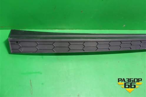 Накладка заднего бампера (565807423) для Skoda Kodiaq с 2017г (Кодиак)