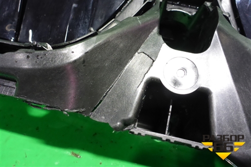 Решетка радиатора (внутренняя часть под камеру) (511322677510) для BMW X6 G06 с 2019г (Х6 Г06)