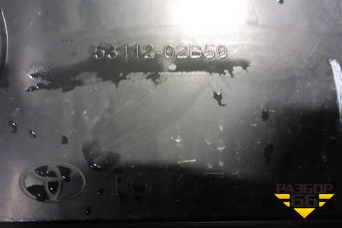 Решетка в передний бампер центральная (5311202B50) для Toyota Corolla (E21) с 2018г (Королла 210)