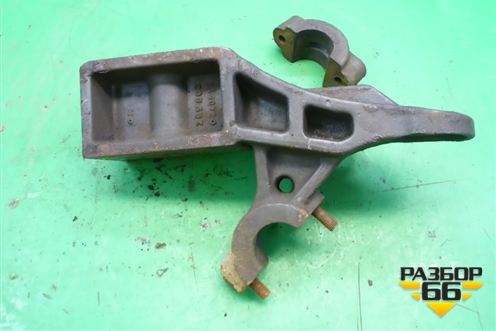 Кронштейн переднего стабилизатора  (левый) (9433234684) для Mercedes Benz TRUCK Axor 2 с 2004г (Аксор)