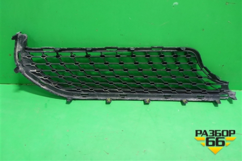 Накладка на решетку радиатора Нижняя левая (A1678886900) для Mercedes Benz GLE-Klass V167 с 2018г (ГЛЕ)