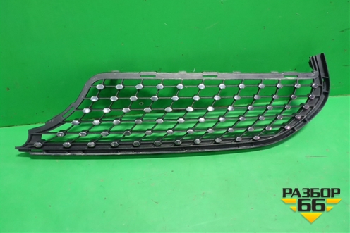 Накладка на решетку радиатора Нижняя левая (A1678886900) для Mercedes Benz GLE-Klass V167 с 2018г (ГЛЕ)