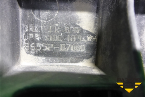 Кронштейн переднего бампера правый (86552D7000) для Hyundai Tucson с 2015-2022г (Туксон)