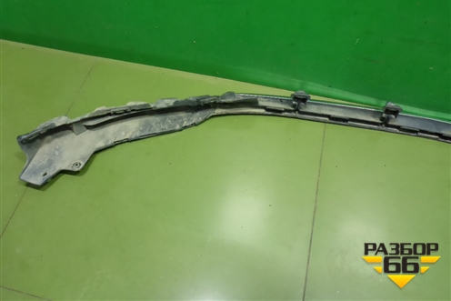 Кронштейн переднего бампера центральный Нижний после 2017г в сборе с накладкой (A2228855900) для Mercedes Benz S-Klass W222 с 2013-2020г (С)