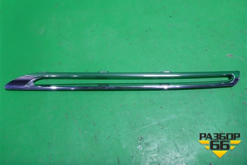 Накладка на решетку радиатора (левая верхняя) (A1668881585) для Mercedes Benz GLE-Klass W166 с 2015г (ГЛЕ)