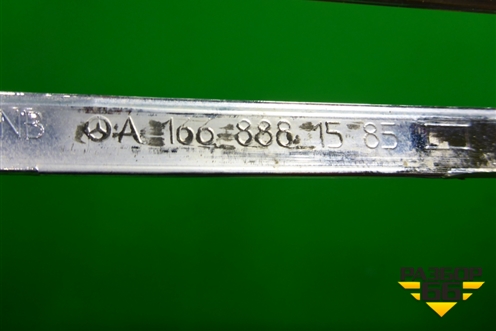 Накладка на решетку радиатора (левая верхняя) (A1668881585) для Mercedes Benz GLE-Klass W166 с 2015г (ГЛЕ)