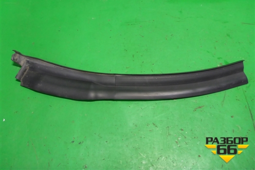 Уплотнитель двери задней левой на арку (HY3225385A) для Land Rover Discovery 5 с 2017г (Дискавери)