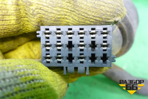 Проводка двери левой для Mercedes Benz TRUCK Axor 2 с 2004г (Аксор)