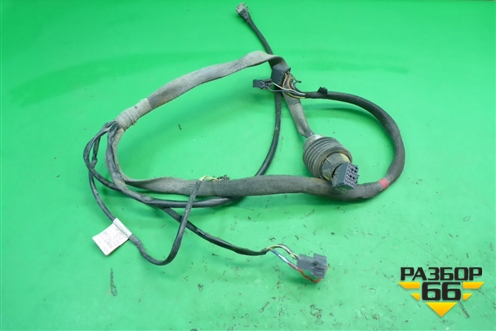 Проводка двери левой для Mercedes Benz TRUCK Axor 2 с 2004г (Аксор)