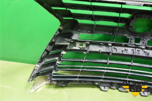 Решетка радиатора (5311160B30) для Lexus LX-570 с 2015г (ЛХ)