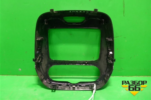 Рамка магнитолы (682708364R) для Renault Kaptur с 2016г (Каптюр)