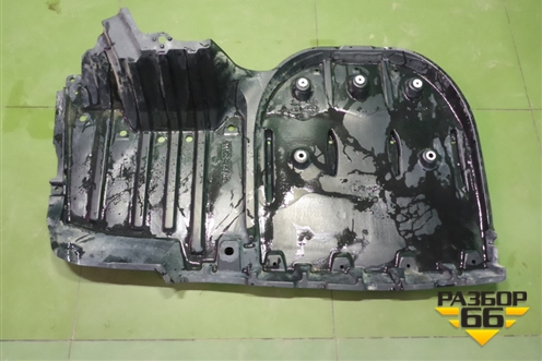 Пыльник днища (5762833110) для Toyota Camry V70 с 2017г (Камри)