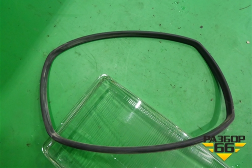 Стекло фары правой  (1446584) для Scania 5 P Series с 2004-2016г