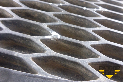 Решетка в капот левая  (нижняя) (A9408880823) для Mercedes Benz TRUCK Axor 2 с 2004г (Аксор)