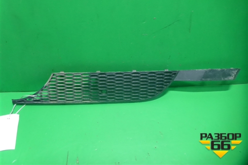 Решетка в капот левая  (нижняя) (A9408880823) для Mercedes Benz TRUCK Axor 2 с 2004г (Аксор)