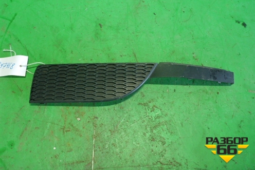 Решетка в капот левая  (верхняя) (A9448880323) для Mercedes Benz TRUCK Axor 2 с 2004г (Аксор)