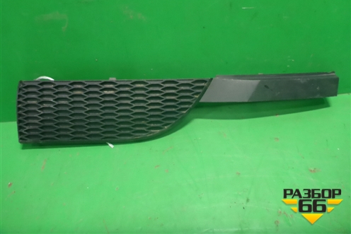 Решетка в капот левая  (верхняя) (A9448880323) для Mercedes Benz TRUCK Axor 2 с 2004г (Аксор)