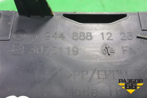 Решетка в капот левая  (верхняя) (A9448881223) для Mercedes Benz TRUCK Axor 2 с 2004г (Аксор)