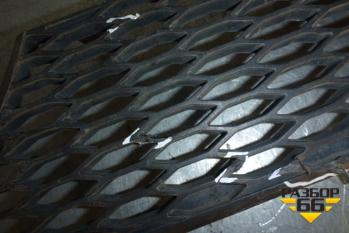 Решетка в капот левая  (Нижняя) (A9408880823) для Mercedes Benz TRUCK Axor 2 с 2004г (Аксор)