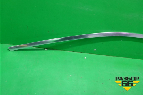 Накладка двери передней правой (на рамку) (A2537250282) для Mercedes Benz GLC-Klass X253  с 2015г (ГЛЦ)