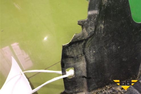 Локер передний правый (5389560050) для Lexus LX-570 с 2015г (ЛХ)