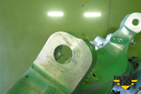 Кулак поворотный передний правый (A1673323600) для Mercedes Benz GLE-Klass V167 с 2018г (ГЛЕ)