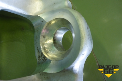 Кулак поворотный передний правый (A1673323600) для Mercedes Benz GLE-Klass V167 с 2018г (ГЛЕ)