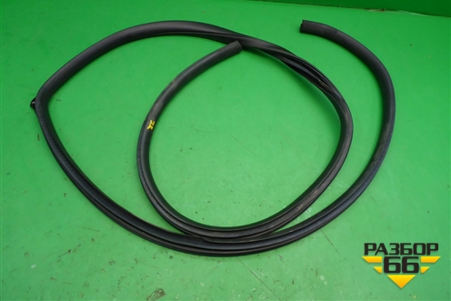 Уплотнитель двери задней правой для Nissan Almera G15 с 2012г (Альмера Г15)