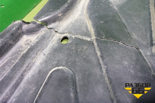 Защита антигравийная правая (A2536807205) для Mercedes Benz GLC-Klass X253  с 2015г (ГЛЦ)