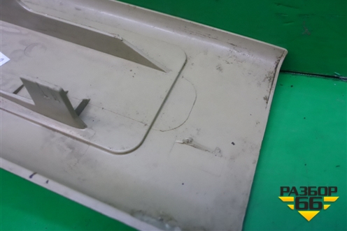 Накладка порога внутренняя заднего правого (A1646801235) для Mercedes Benz ML-Klass W164 c 2005-2011г (МЛ)