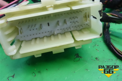 Проводка салонная под торпедо (A1644403039) для Mercedes Benz ML-Klass W164 c 2005-2011г (МЛ)