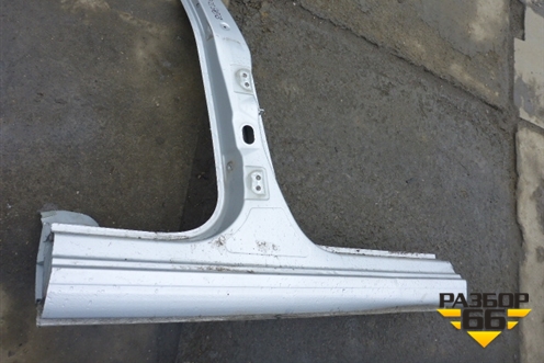 Порог со стойкой правый (5ти дверный кузов) для Citroen C4 с 2005-2011г (С4)