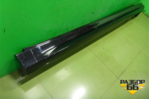 Накладка на порог наружная правая (AMG) (A1676982301) для Mercedes Benz GLE-Klass V167 с 2018г (ГЛЕ)