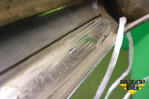 Накладка двери передней правой (7573448010) для Toyota Highlander с 2007-2013г (Хайлендер)