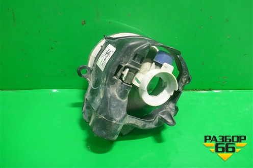 Фара противотуманная правая (8121002110) для Toyota Yaris с 2005-2011г (Ярис)