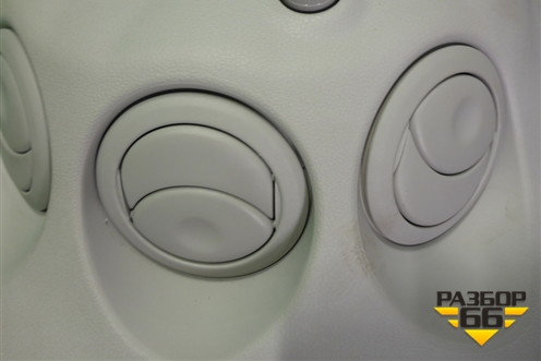 Плафон салонный для Peugeot Partner Tepee с 2008г (Партнер Типпи)