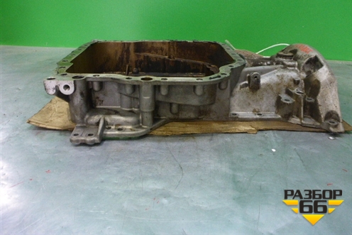 Поддон двигателя масляный (верхняя часть 4.2л AXQ) (077103603AA) для Volkswagen Touareg c 2002-2010г (Туарег)