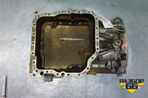 Поддон двигателя масляный (верхняя часть 4.2л AXQ) (077103603AA) для Volkswagen Touareg c 2002-2010г (Туарег)