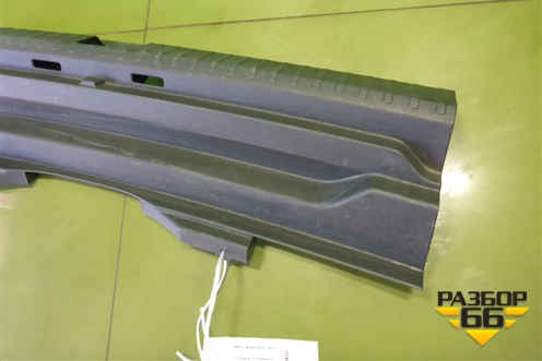 Обшивка багажника на заднюю панель (575863459) для Skoda Karoq с 2017г (Карок)