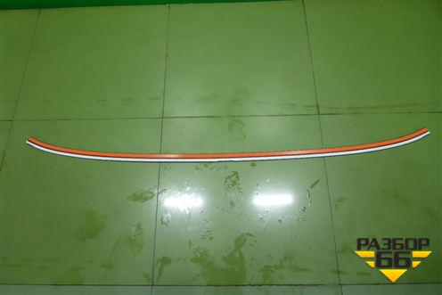 Молдинг лобового стекла нижний (новый) (5615333010) для Toyota Camry V70 с 2017г (Камри)